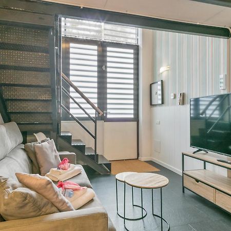 Alcam Futbol Apartment บาร์เซโลนา ภายนอก รูปภาพ