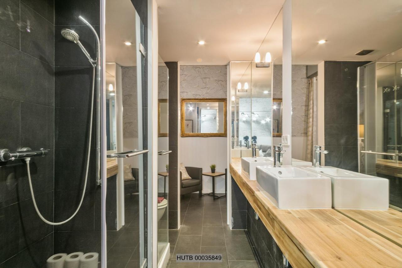 Alcam Futbol Apartment บาร์เซโลนา ภายนอก รูปภาพ