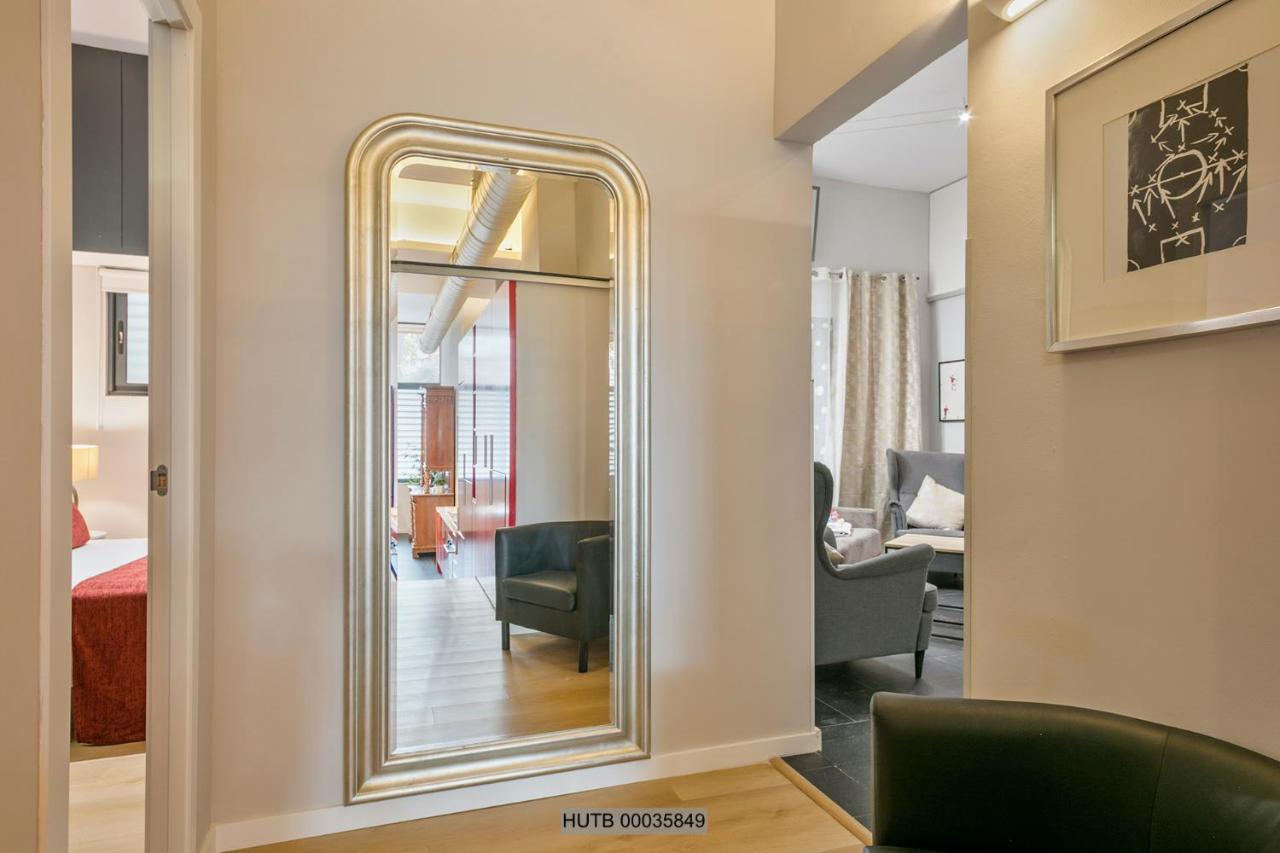 Alcam Futbol Apartment บาร์เซโลนา ภายนอก รูปภาพ